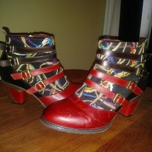L'Aartiste by Springstep Booties